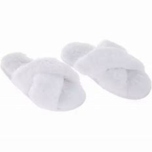 New! WHITE Slippers Fuzzy SOFT Luxury Size L/XL 8-10 - Picture 1 of 1